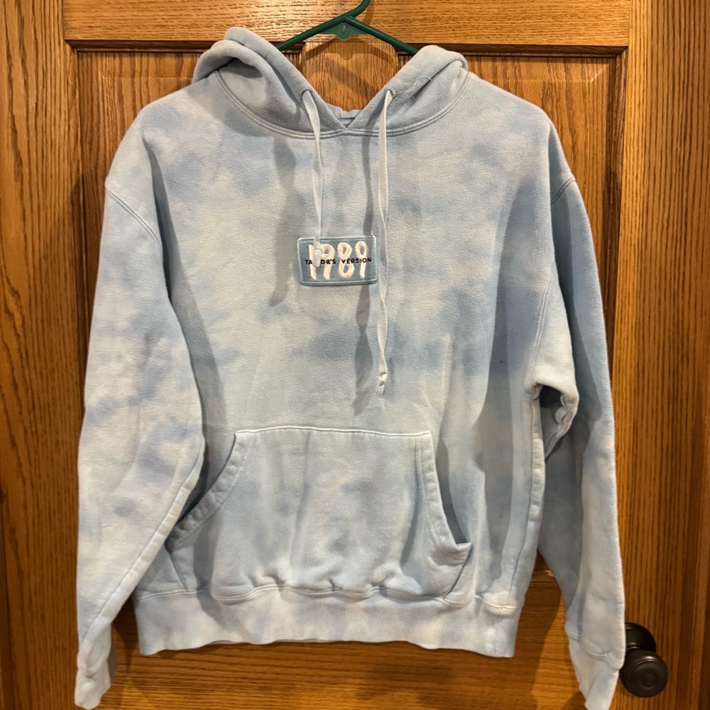 Taylor Swift 1989 Taylor’s Version Blue Tie Dye Hoodie Sweatshirt S